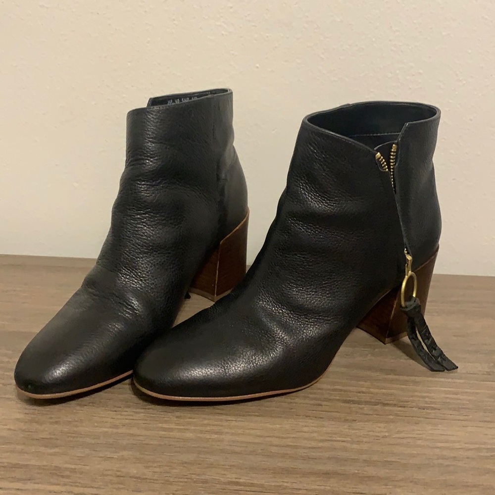 EUC Franco Sarto Callahan black booties